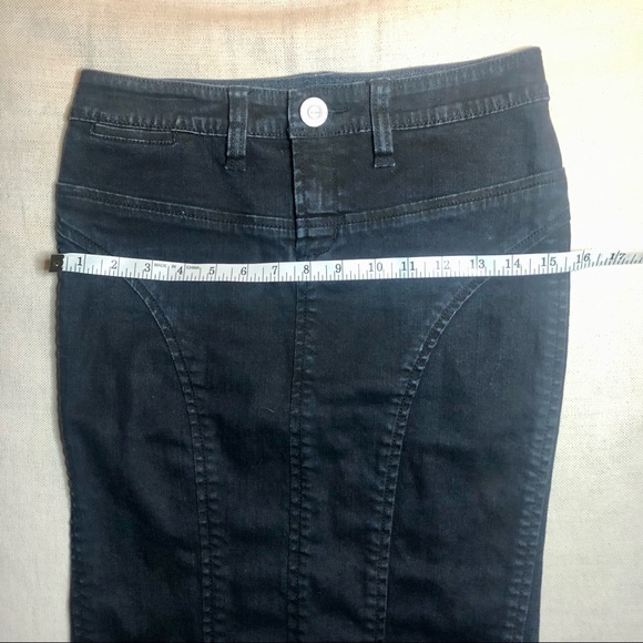 BCBG dark navy size 25 stretch denim pencil skirt - Picture 7 of 8